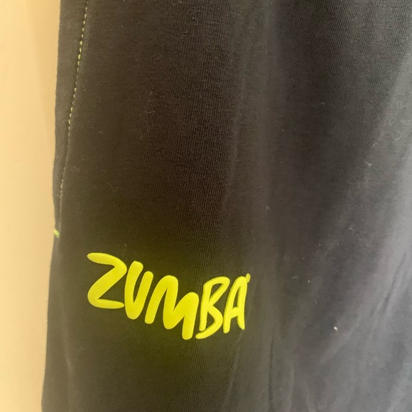 ZUMBA Black Fitness Pants Size Large Neon Drawstring and Tribal Symbol on Leg - Picture 2 of 8